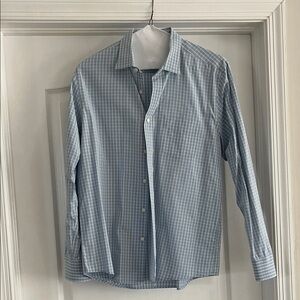 UNTUCKit Sky Blue Checkered Button Down Shirt